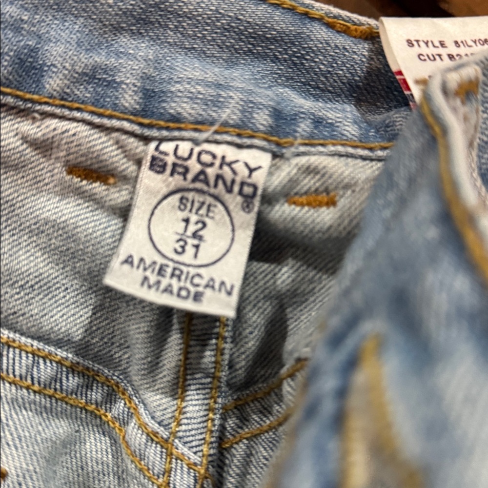 Classic Blue Denim Jeans petite shirt length - Picture 5 of 9